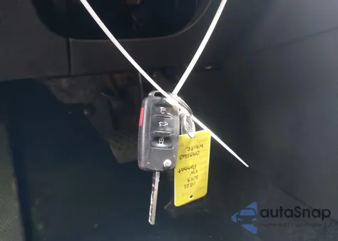 2013 Volkswagen Passat 2.5L Se z USA, uszkodzony, nr VIN 1VWBP7A34DC045160